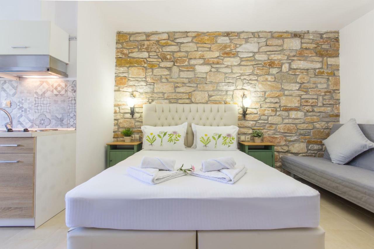 Pietra E Mare Apartment Скала Потамияс Екстериор снимка